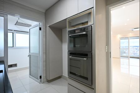 Apartamento à venda com 96m², 2 quartos e 2 vagasCozinha