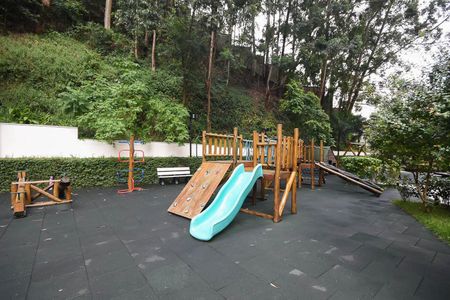 Apartamento à venda com 96m², 2 quartos e 2 vagas Apartamento à venda com 96m², 2 quartos e 2 vagasPlayground 2