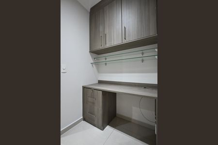 Apartamento à venda com 96m², 2 quartos e 2 vagasEscritório