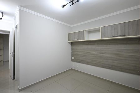 Apartamento à venda com 96m², 2 quartos e 2 vagasSuíte 2