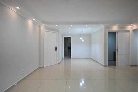 Apartamento à venda com 96m², 2 quartos e 2 vagasSala