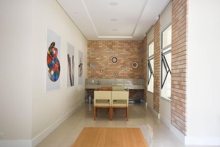 Apartamento à venda com 96m², 2 quartos e 2 vagas Apartamento à venda com 96m², 2 quartos e 2 vagasAteliê