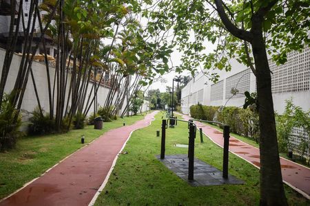 Apartamento à venda com 96m², 2 quartos e 2 vagas Apartamento à venda com 96m², 2 quartos e 2 vagasPista de Corrida