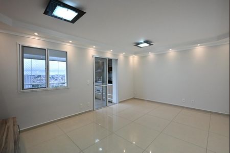 Apartamento à venda com 96m², 2 quartos e 2 vagasSala