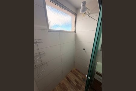 Banheiro de apartamento para alugar com 2 quartos, 72m² em Setor Pedro Ludovico, Goiânia