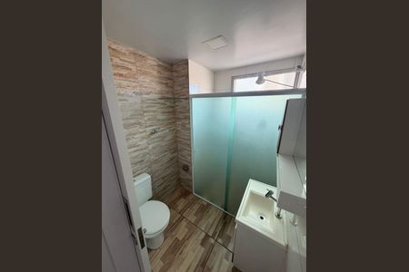 Banheiro de apartamento para alugar com 2 quartos, 72m² em Setor Pedro Ludovico, Goiânia