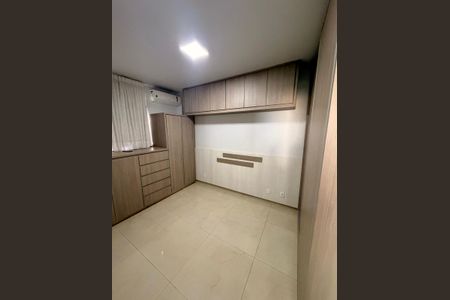 Apartamento para alugar com 72m², 2 quartos e 1 vaga Apartamento para alugar com 72m², 2 quartos e 1 vagaQuarto
