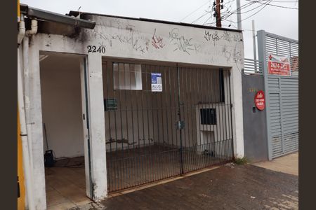 Casa para alugar com 35m², 1 quarto e 1 vagaFachada 