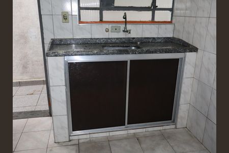 Casa para alugar com 35m², 1 quarto e 1 vagaSala/Cozinha