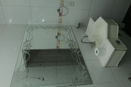 Casa para alugar com 500m², 3 quartos e 3 vagasBanheiro