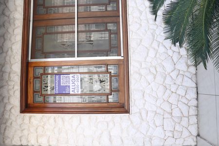 Casa para alugar com 500m², 3 quartos e 3 vagasfoto da placa instalada