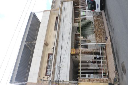 Fachada de casa para alugar com 3 quartos, 500m² em Caonze, Nova Iguaçu