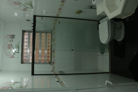 Casa para alugar com 500m², 3 quartos e 3 vagasBanheiro