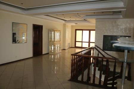 Casa para alugar com 500m², 3 quartos e 3 vagassala
