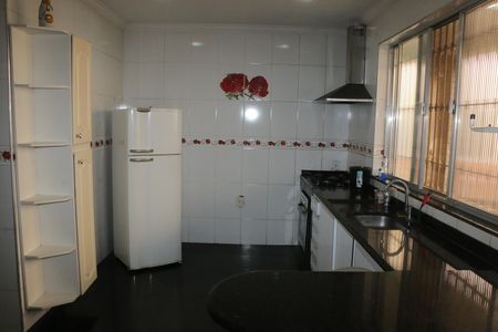 Casa para alugar com 500m², 3 quartos e 3 vagasCozinha