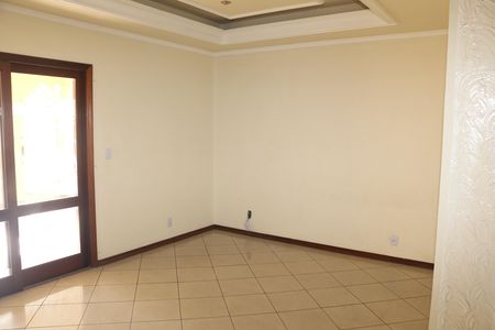 Casa para alugar com 500m², 3 quartos e 3 vagassala