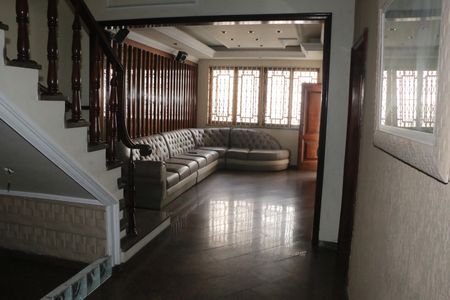 Casa para alugar com 500m², 3 quartos e 3 vagassala