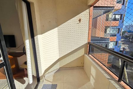 Apartamento para alugar com 65m², 2 quartos e 1 vagaVaranda