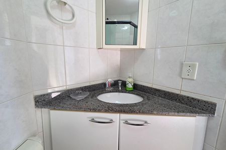Apartamento para alugar com 65m², 2 quartos e 1 vagaBanheiro