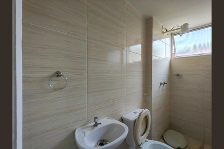 Apartamento à venda com 51m², 1 quarto e sem vaga Apartamento à venda com 51m², 1 quarto e sem vagaBanheiro Corredor