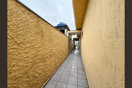 Casa à venda com 151m², 3 quartos e 2 vagasCorredor de entrada 