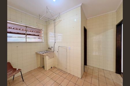 Casa à venda com 151m², 3 quartos e 2 vagasÁrea de Serviço 2