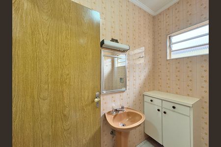 Casa à venda com 151m², 3 quartos e 2 vagasBanheiro da Suíte
