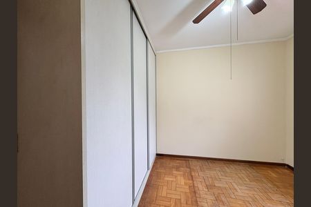 Casa à venda com 151m², 3 quartos e 2 vagasQuarto 1