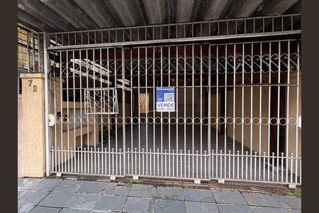 Casa à venda com 151m², 3 quartos e 2 vagasFachada