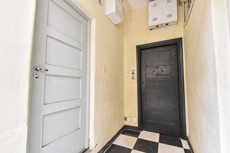 Apartamento à venda com 78m², 2 quartos e 1 vaga Apartamento à venda com 78m², 2 quartos e 1 vagaElevador de serviço