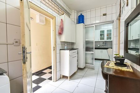 Apartamento à venda com 78m², 2 quartos e 1 vaga Apartamento à venda com 78m², 2 quartos e 1 vagaÁrea de serviço