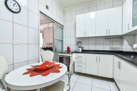 Apartamento à venda com 78m², 2 quartos e 1 vaga Apartamento à venda com 78m², 2 quartos e 1 vagaCozinha