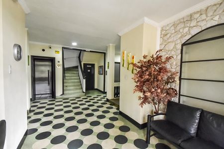 Apartamento à venda com 78m², 2 quartos e 1 vaga Apartamento à venda com 78m², 2 quartos e 1 vagaHall de entrada