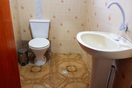Casa para alugar com 125m², 2 quartos e 1 vaga Casa para alugar com 125m², 2 quartos e 1 vagaBanheiro