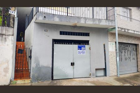 Casa para alugar com 125m², 2 quartos e 1 vaga Casa para alugar com 125m², 2 quartos e 1 vagaFachada