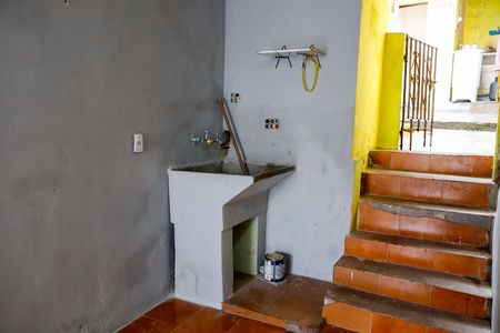 Casa para alugar com 125m², 2 quartos e 1 vaga Casa para alugar com 125m², 2 quartos e 1 vagaLavanderia