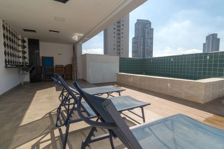 Studio para alugar com 23m², 1 quarto e sem vaga Studio para alugar com 23m², 1 quarto e sem vagaÁrea comum - Piscina