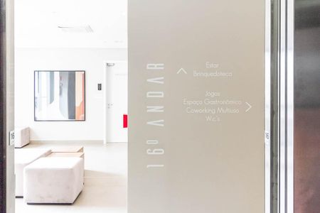 Apartamento à venda com 32m², 1 quarto e sem vaga