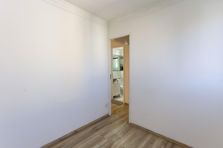 quarto 1 de apartamento para alugar com 2 quartos, 56m² em Vila Sonia do Taboao, Taboão da Serra