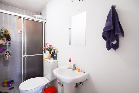 Apartamento à venda com 72m², 3 quartos e 1 vaga Apartamento à venda com 72m², 3 quartos e 1 vagaBanheiro Social