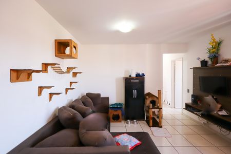 Apartamento à venda com 72m², 3 quartos e 1 vaga Apartamento à venda com 72m², 3 quartos e 1 vagaSala