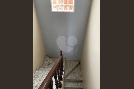 Casa à venda com 3 quartos, 200m² em Jardim das Imbuias, São Paulo