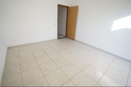 Casa para alugar com 84m², 2 quartos e 1 vaga