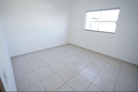 Casa para alugar com 84m², 2 quartos e 1 vaga