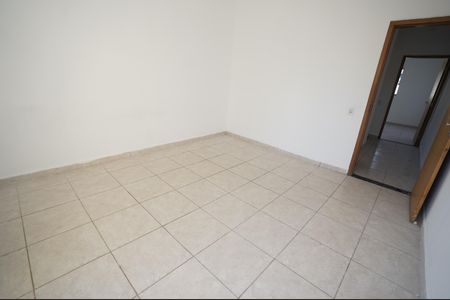 Casa para alugar com 84m², 2 quartos e 1 vaga