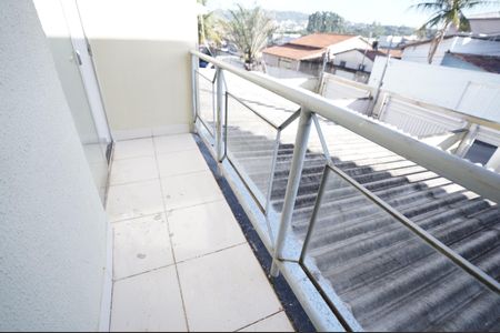 Casa para alugar com 84m², 2 quartos e 1 vaga
