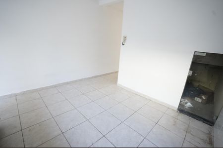 Casa para alugar com 84m², 2 quartos e 1 vaga