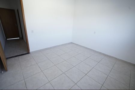 Casa para alugar com 84m², 2 quartos e 1 vaga