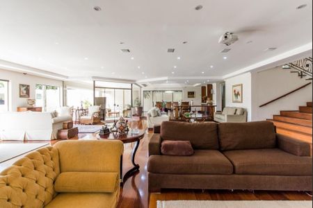 Casa à venda com 4 quartos, 830m² em Jardim Cordeiro, São Paulo