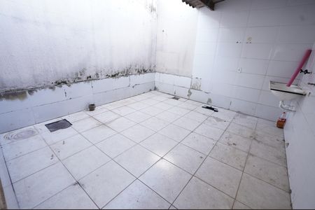 Casa para alugar com 84m², 2 quartos e 1 vaga